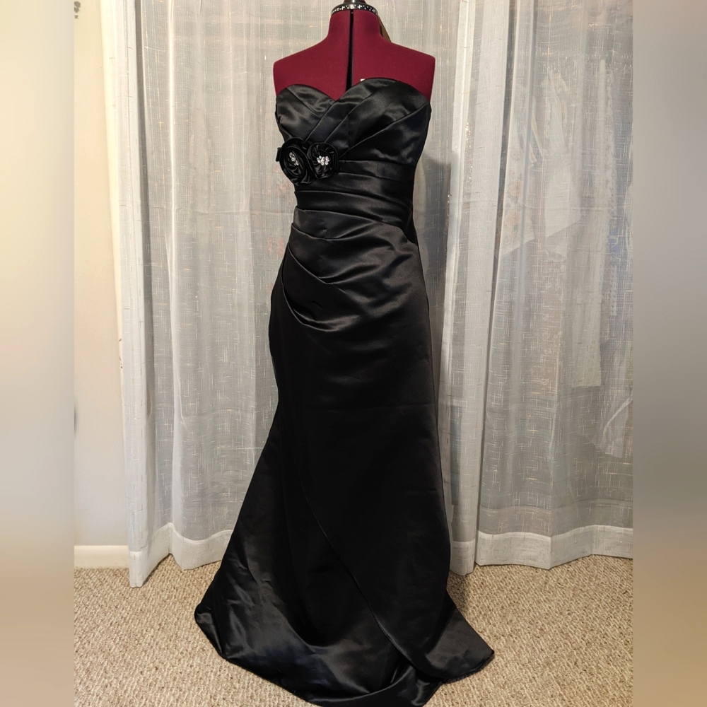 2000s pleated black formal gown